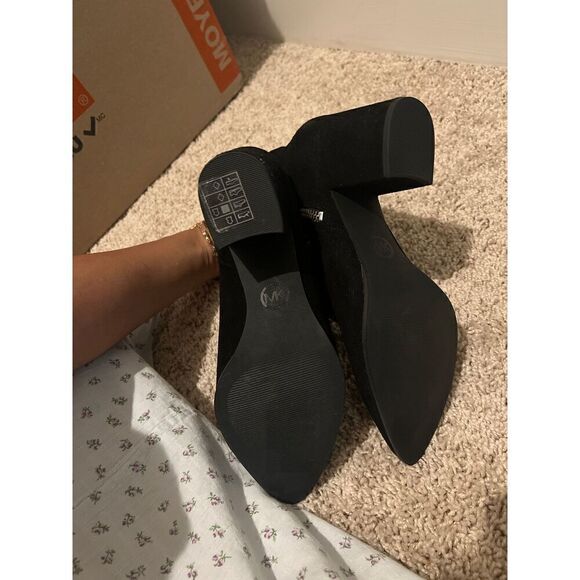 NEW Michael Kors Black Suede Pointed Toe Ankle Bootie Boots 7M - Picture 3 of 6